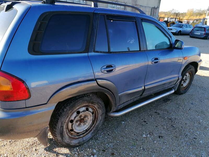 Hyundai SANTA FE