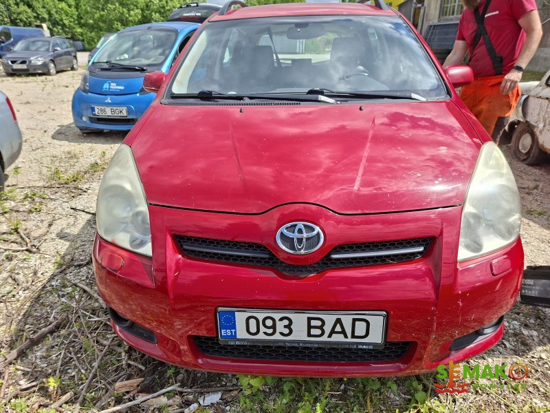 TOYOTA COROLLA VERSO