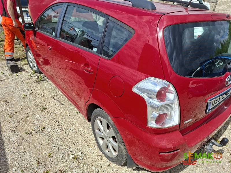 TOYOTA COROLLA VERSO