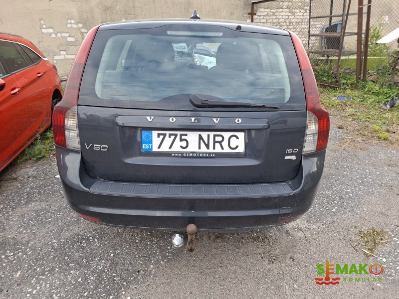 VOLVO V50